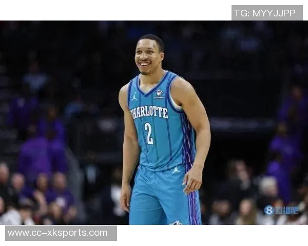 黄蜂主帅强调核心与辅助阵容搭配的重要性并透露未来将进行调整 黄蜂主帅强调核心与辅助阵容搭配的重要性并透露未来将进行调整