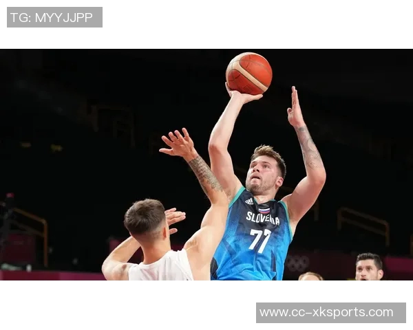 湖人球员动态分析东契奇重返一阵希望老詹小里未来迷雾艾顿拯救之战前景探讨 湖人球员动态分析东契奇重返一阵希望老詹小里未来迷雾艾顿拯救之战前景探讨