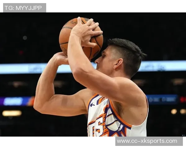 格雷森阿伦表现出色8投4中贡献11分3篮板2助攻助力球队胜利 格雷森阿伦表现出色8投4中贡献11分3篮板2助攻助力球队胜利