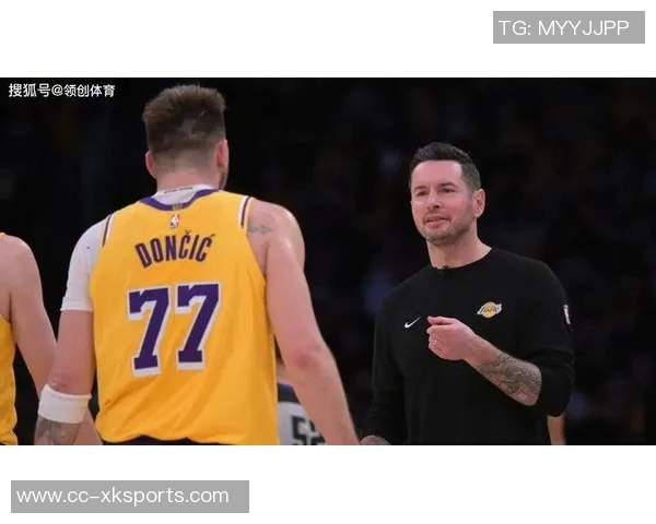 东契奇带领球队团建活动雷迪克表示积极反馈不断涌现 东契奇带领球队团建活动雷迪克表示积极反馈不断涌现