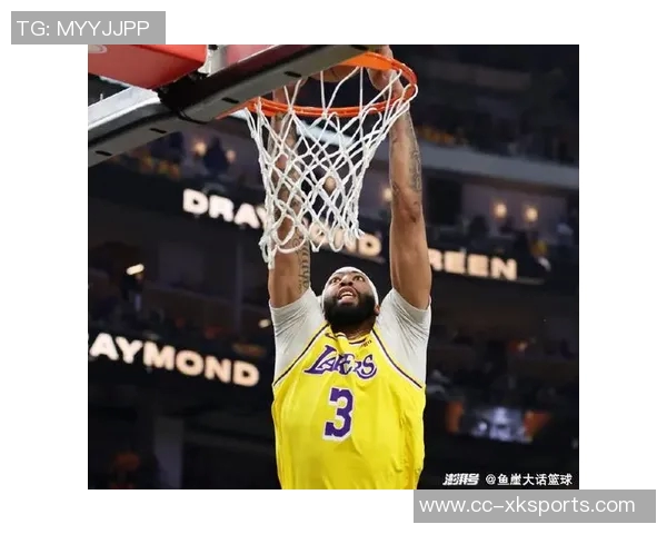 名记点评浓眉防守能力超群却被文班轻松突破如同路人甲 名记点评浓眉防守能力超群却被文班轻松突破如同路人甲