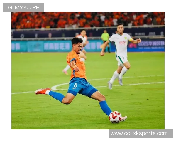 泰山队外援马德鲁加与泽卡共赏济南夜景尽显美丽风光 泰山队外援马德鲁加与泽卡共赏济南夜景尽显美丽风光