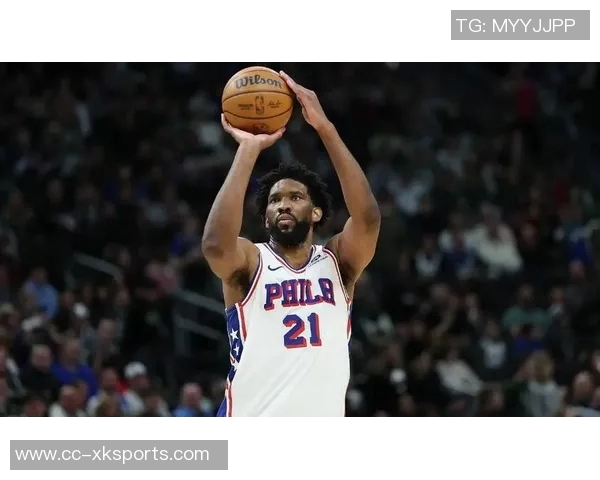 球队新星埃奇库姆首秀狂砍34分恩比德马克西等人欢庆泼水庆祝 球队新星埃奇库姆首秀狂砍34分恩比德马克西等人欢庆泼水庆祝