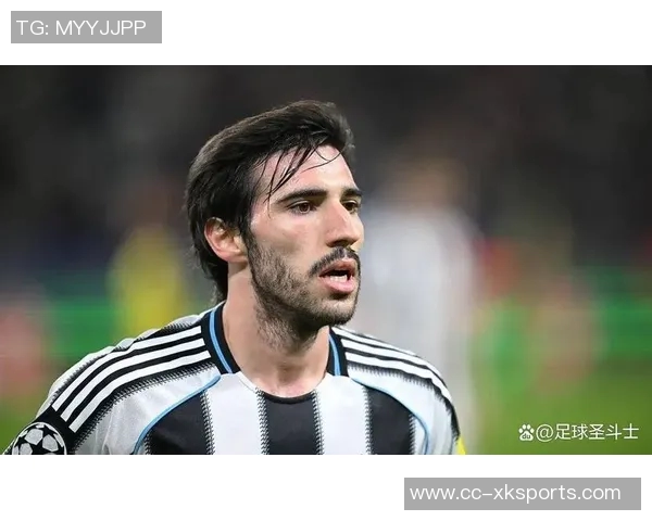 桑德罗强调赛后休息的重要性选择商业航班返回巴西